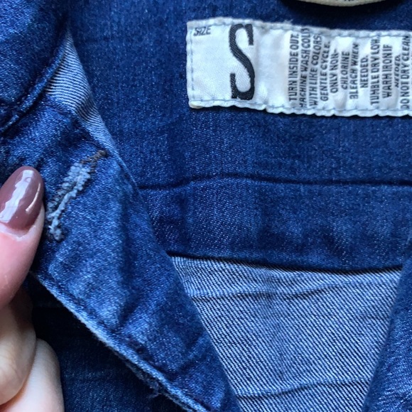 Jean Jacket - Picture 2 of 4